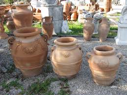 Pots and garden accessories